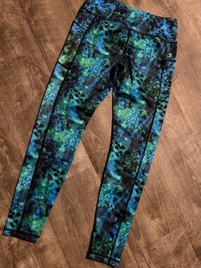 Constantly Varied Gear Blue and Green Printed Athletic Leggings NWOT